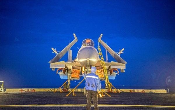 山东舰霸气壁纸下载安装安卓版