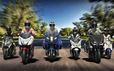 真实摩托2无限金币安卓下载2025版