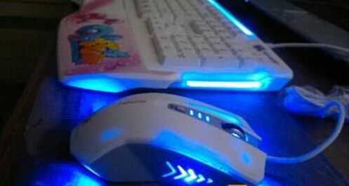 电脑Win7系统关机了鼠标灯还亮的终级解决方法